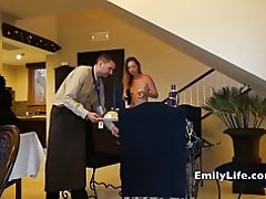 Miboridana sipa hanokatra varavarana ho an'ny efitra service